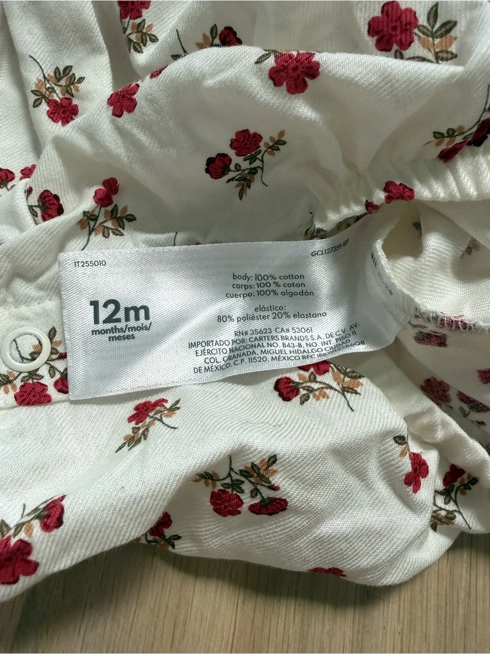 Carter’s 12 month floral onsie🌹